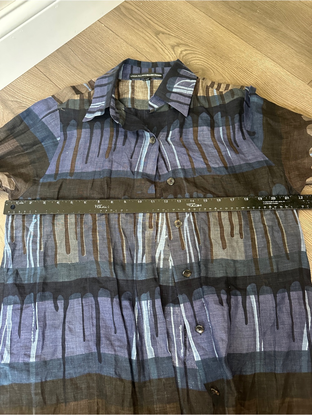 Linda Allard Ellen Tracy 100% Linen Abstract Drip Print Shirt
Blue Brown Size 8 - Picture 7 of 8